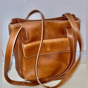 Vintage HOBO INTERNATIONAL ANNAPOLIS MARYLAND Tan Distressed Medium Shoulder Bag